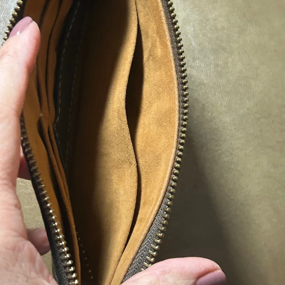 Patricia Nash‎ Cassini wristlet in metallic tooled leather Embossed Gold